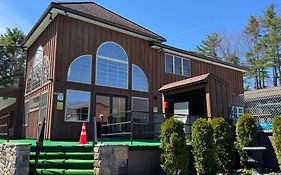 Mohican Resort Motel, Conveniently Located To All Lake George Attractions